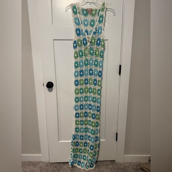 Show me your mumu Vacay crochet maxi dress coverup - Picture 5 of 9